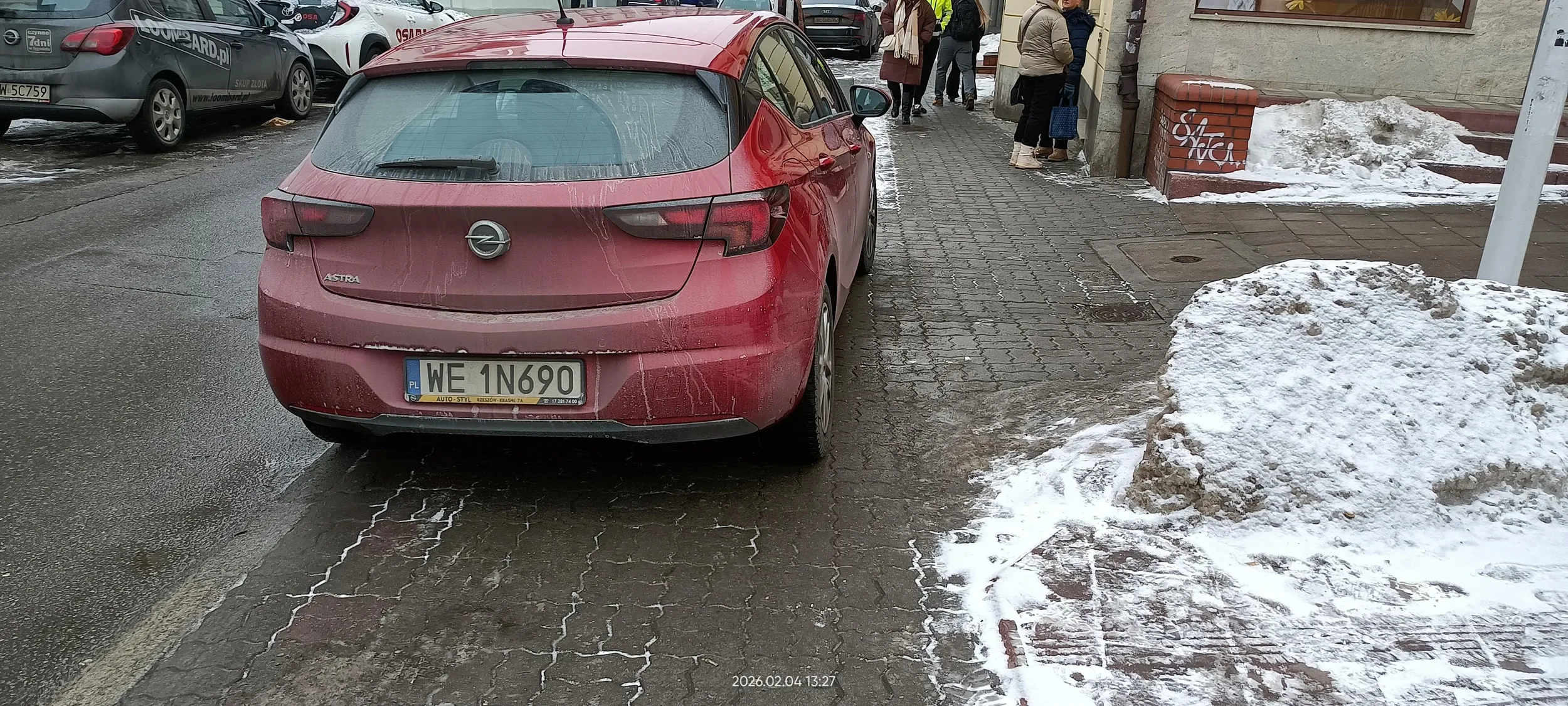 Świeta krowa chodnikowa.