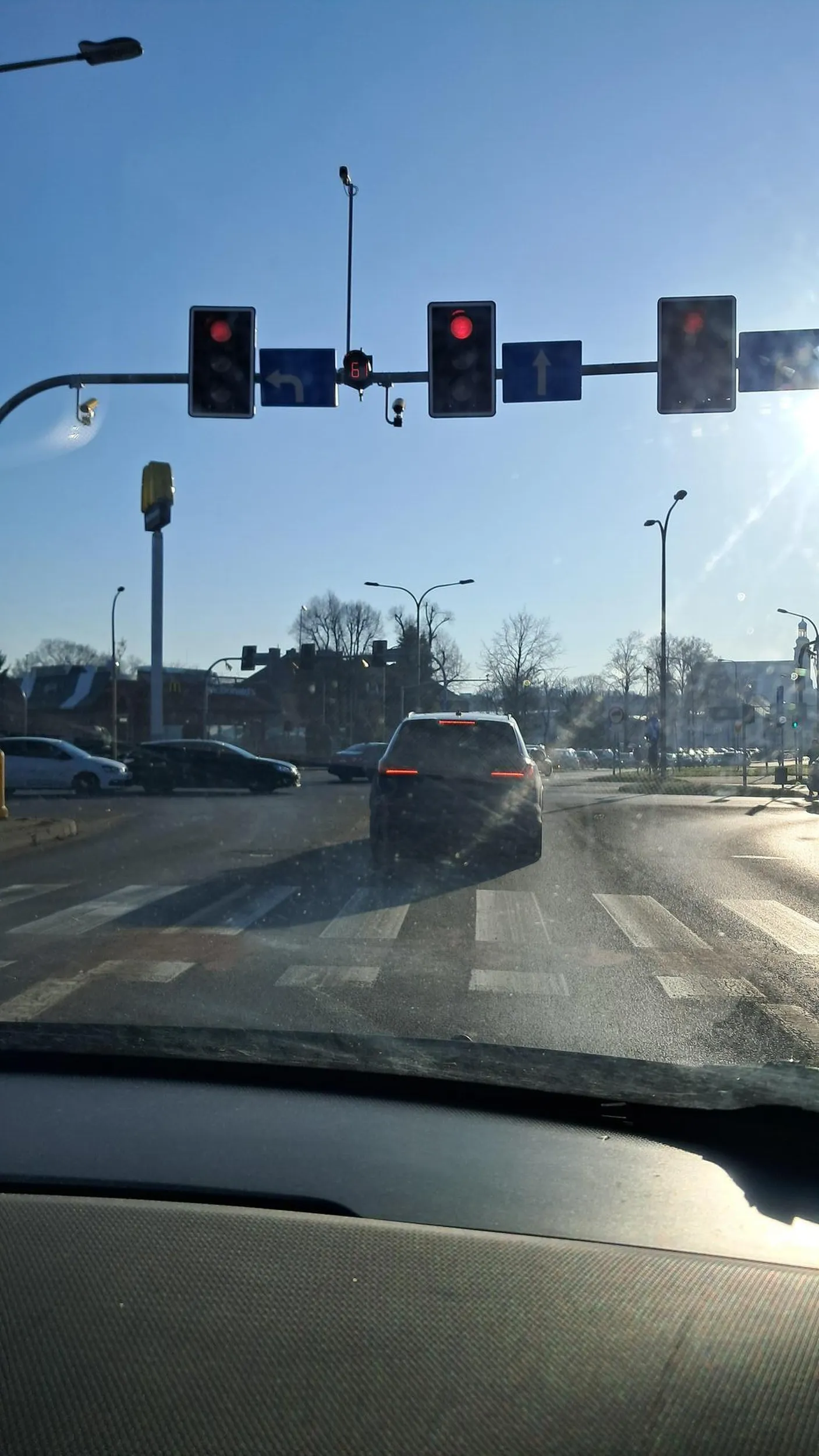 Przyjechał z Warszawy na Dolny Śląsk i już przerosły go światła