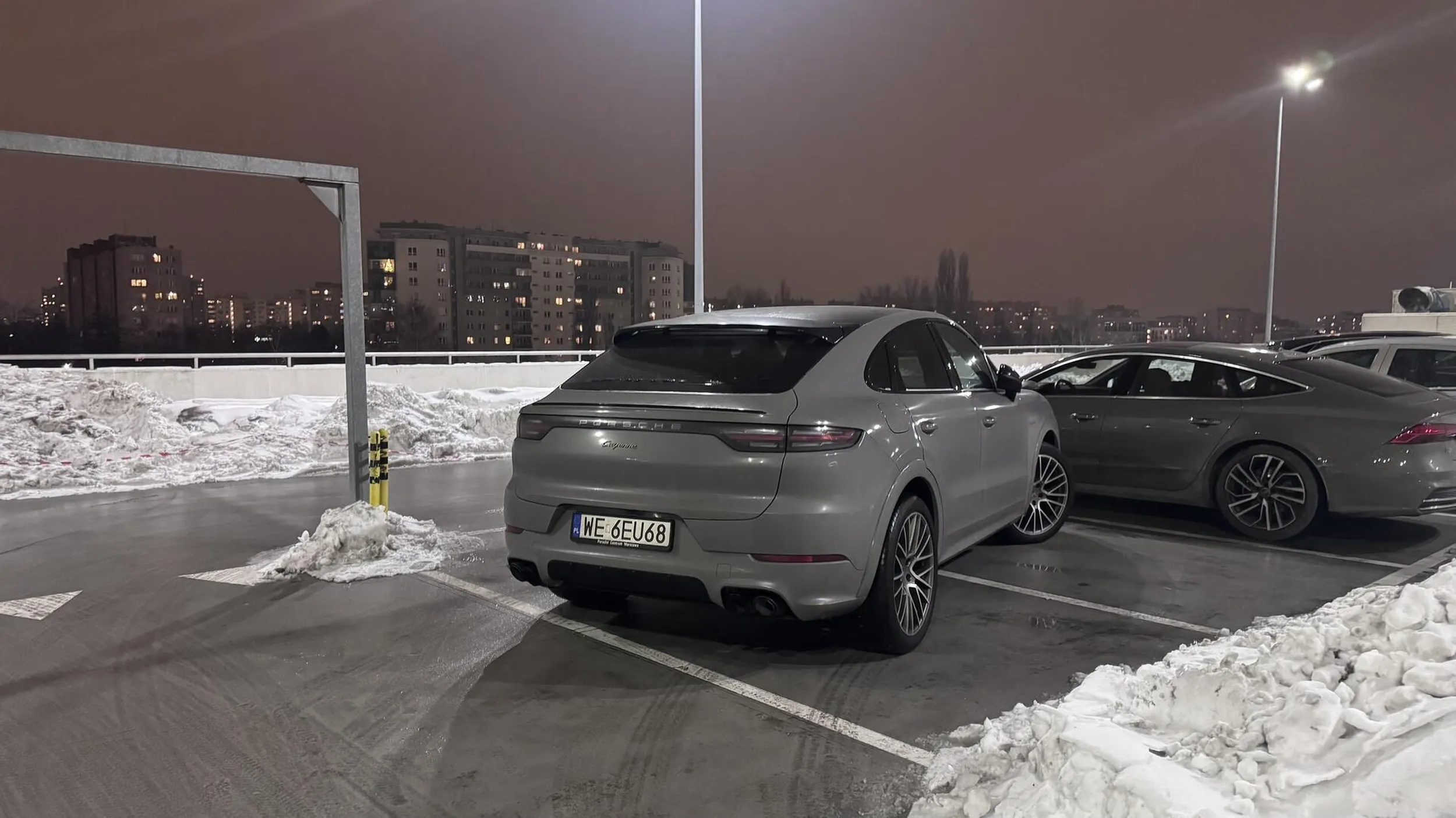 Jak widać, to nie jest pierwsze rodeo tego buca z płaskostopiem umysłowym.