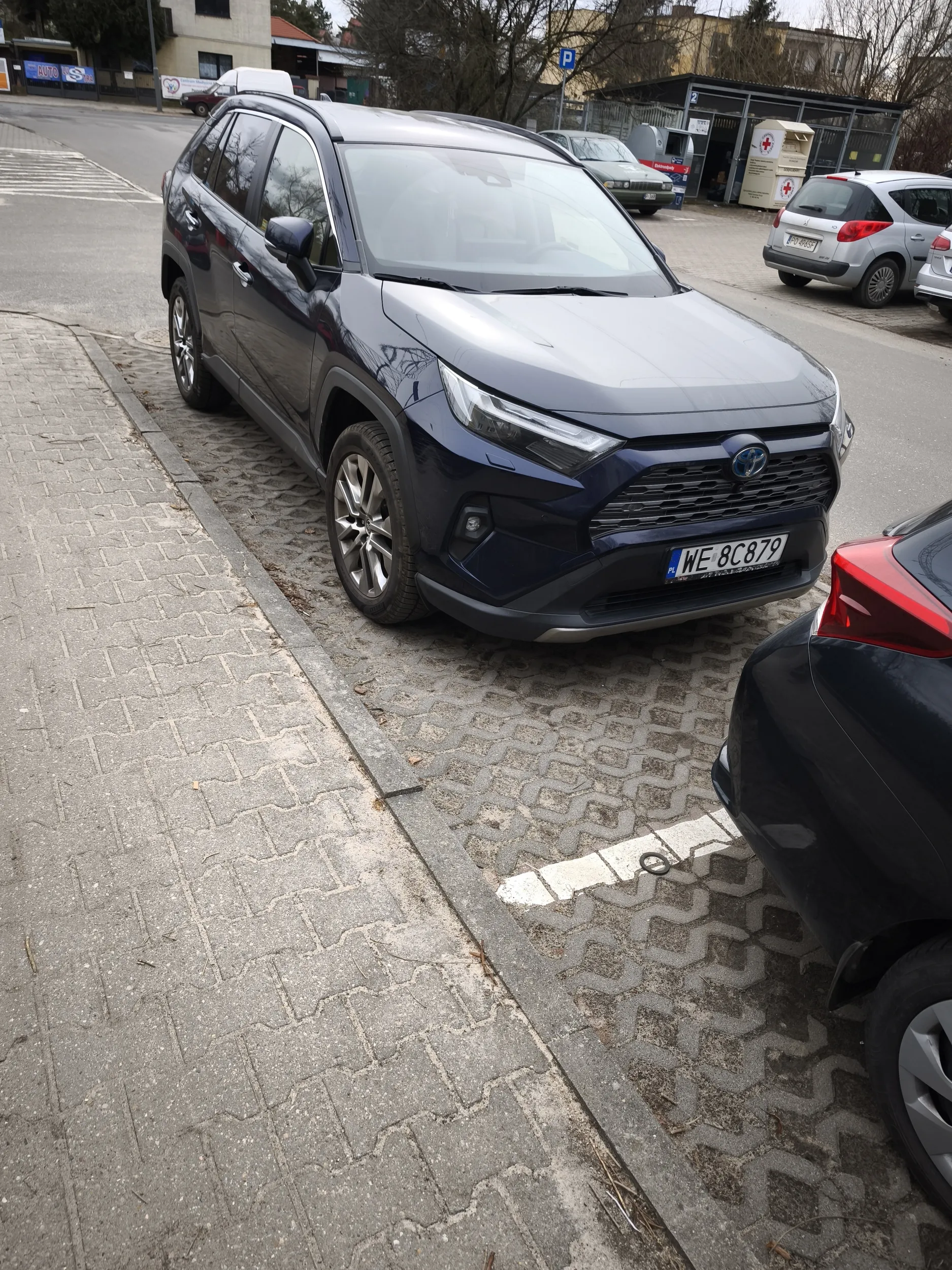 Parkowanie poza wyznaczonym miejscem