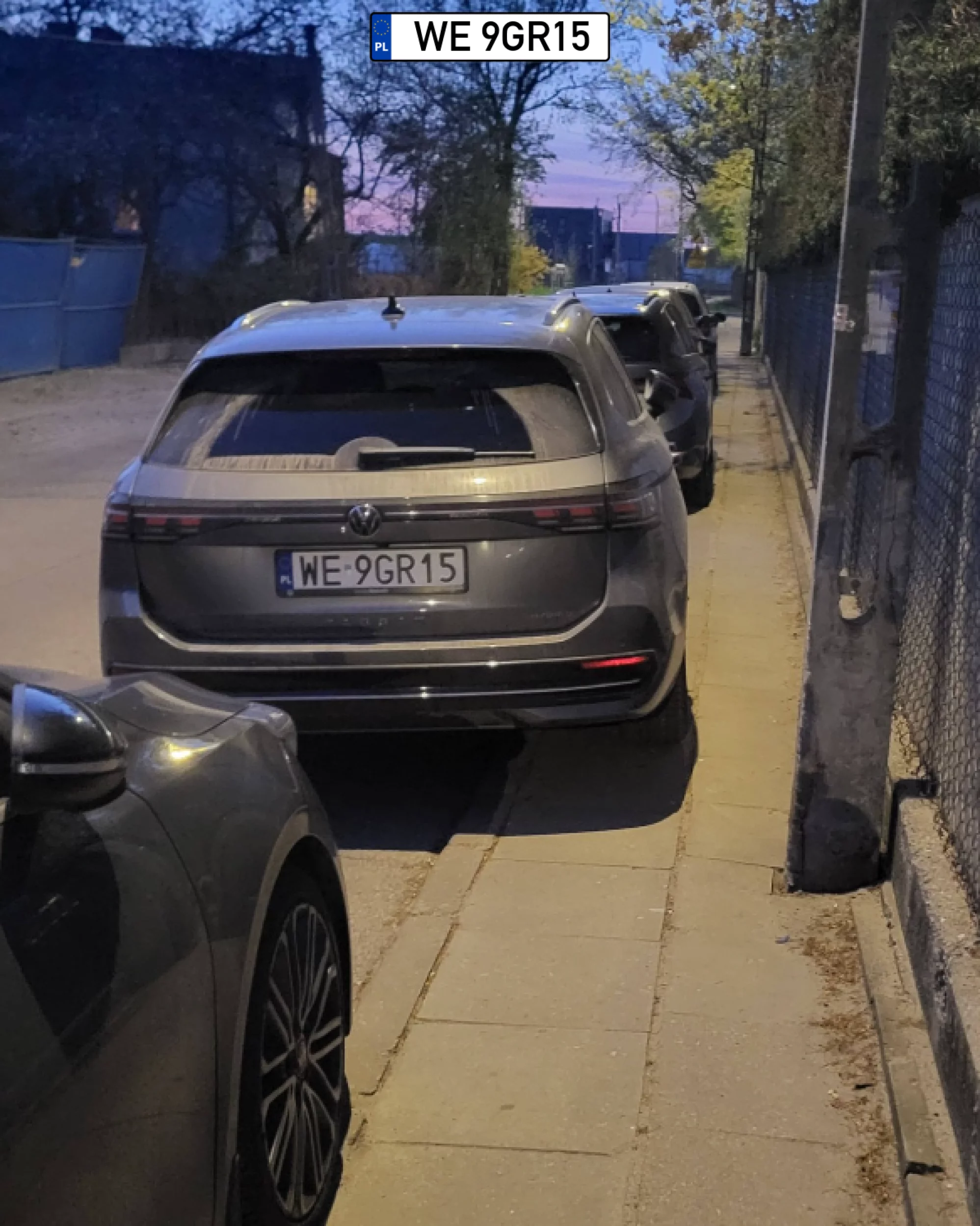 Ważne, że on wyszedł, a piesi ? co piesi... niech sobie chodzą jak chcąc kto im zabrania.