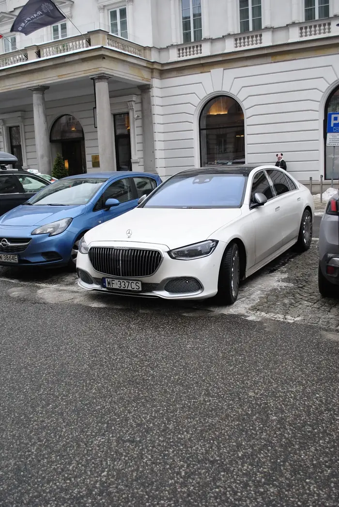 Niezły biały maybach