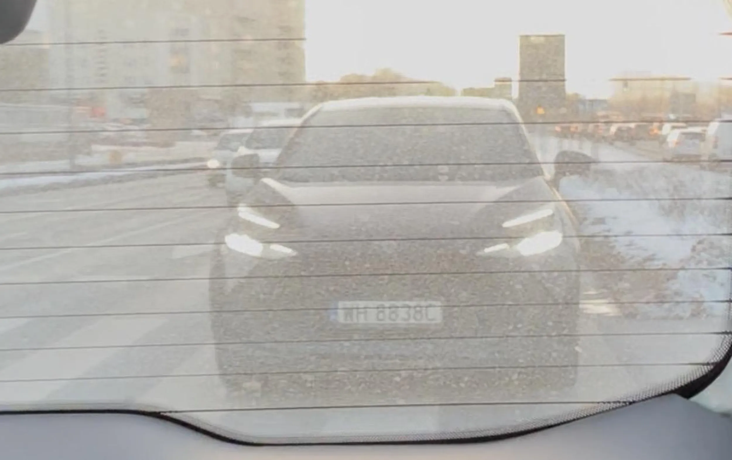 Szanowna Pani była tak zniecierpliwiona, że trąbiła jak po*beana w momencie gdy musiałam przepuścić autobus i nie zdążyłam przejechać na zielonym (na których normalnie przejeżdżają 3 auta). Życzę Pani więcej spokoju, nie pozdrawiam.