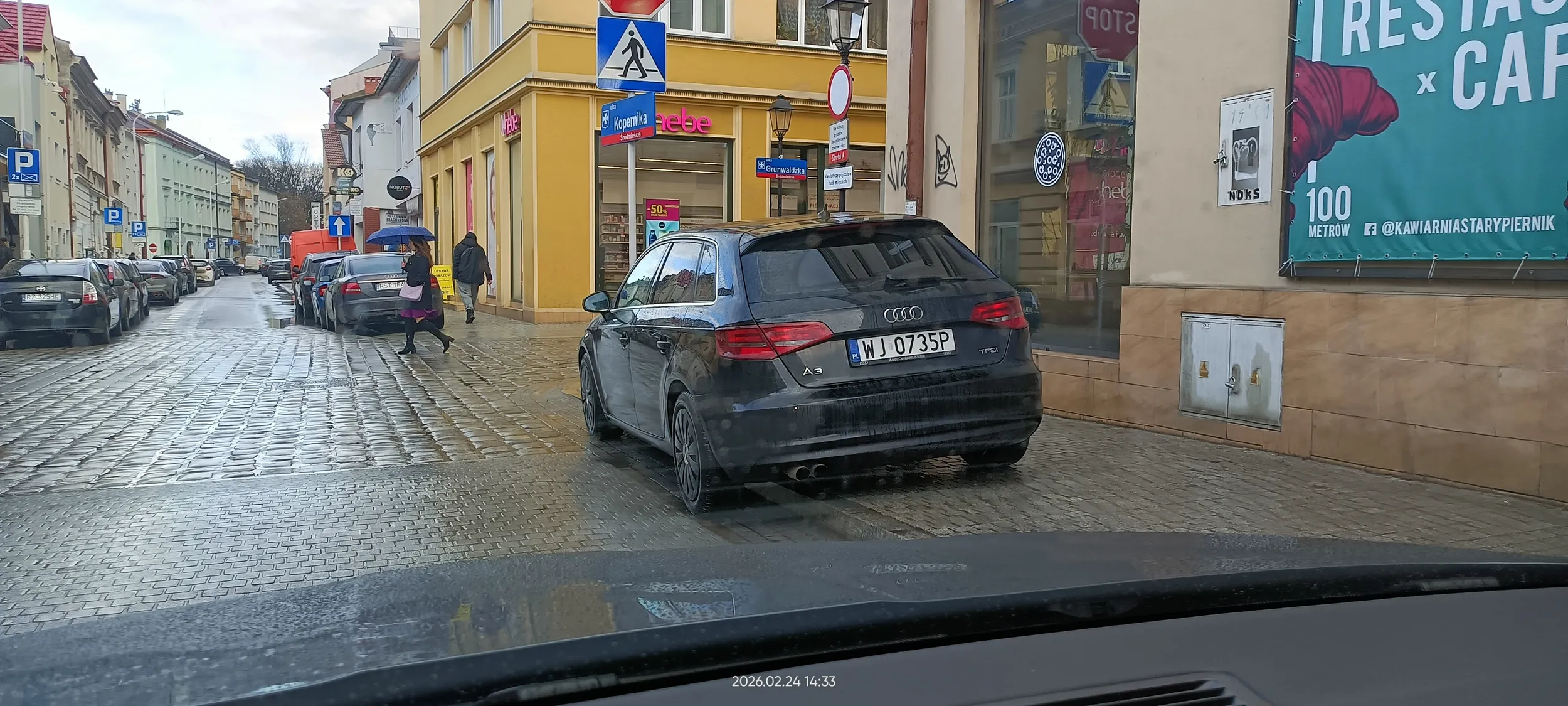 Święta krowa chodnikowa.