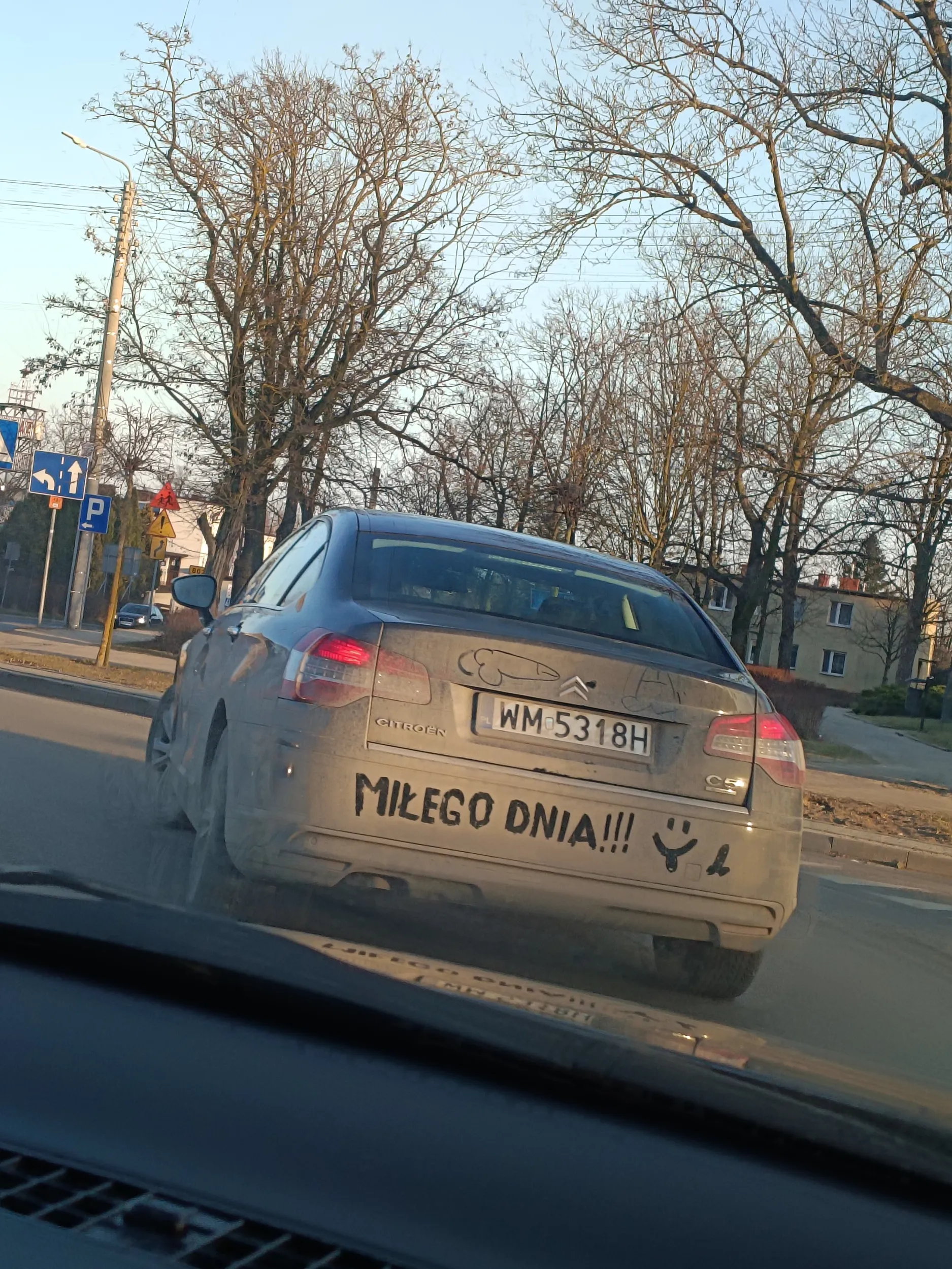 Totalna sigma jedzie i życzy wszystkim miłego dnia