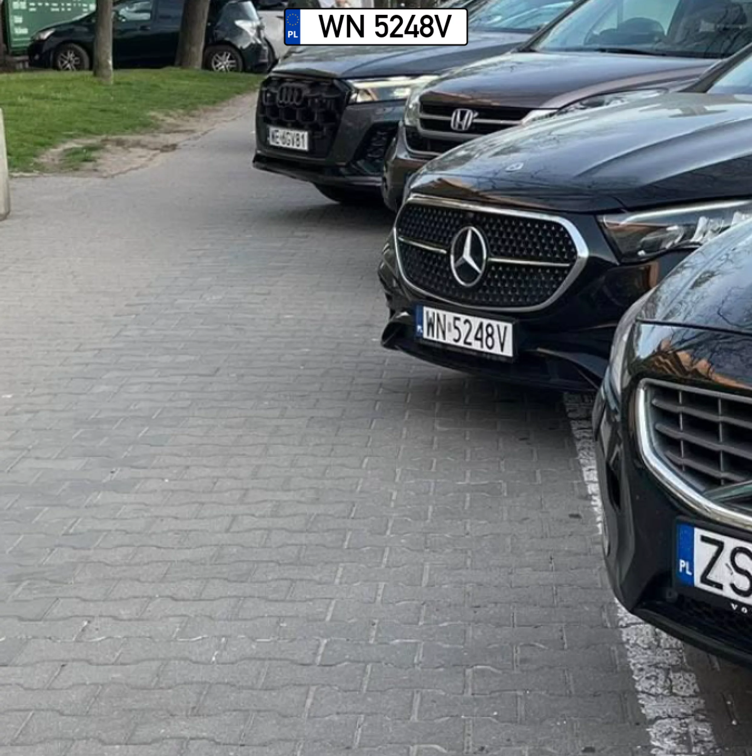 Równaj do "małego".  Smoleń miał racje. Kolejny w AUDI najmniejszy.