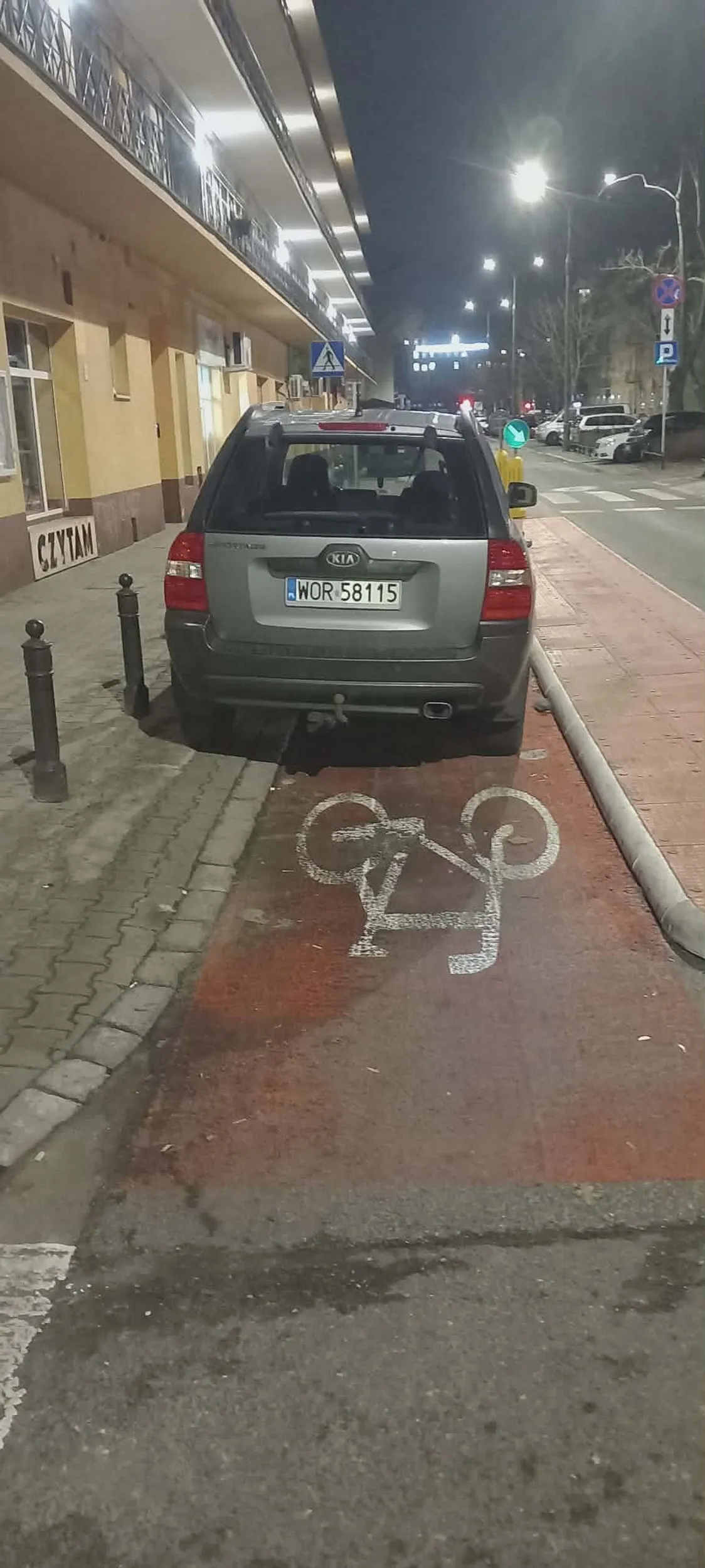 xujowe parkowanie zgłoszone na Uprzejmie Donoszę