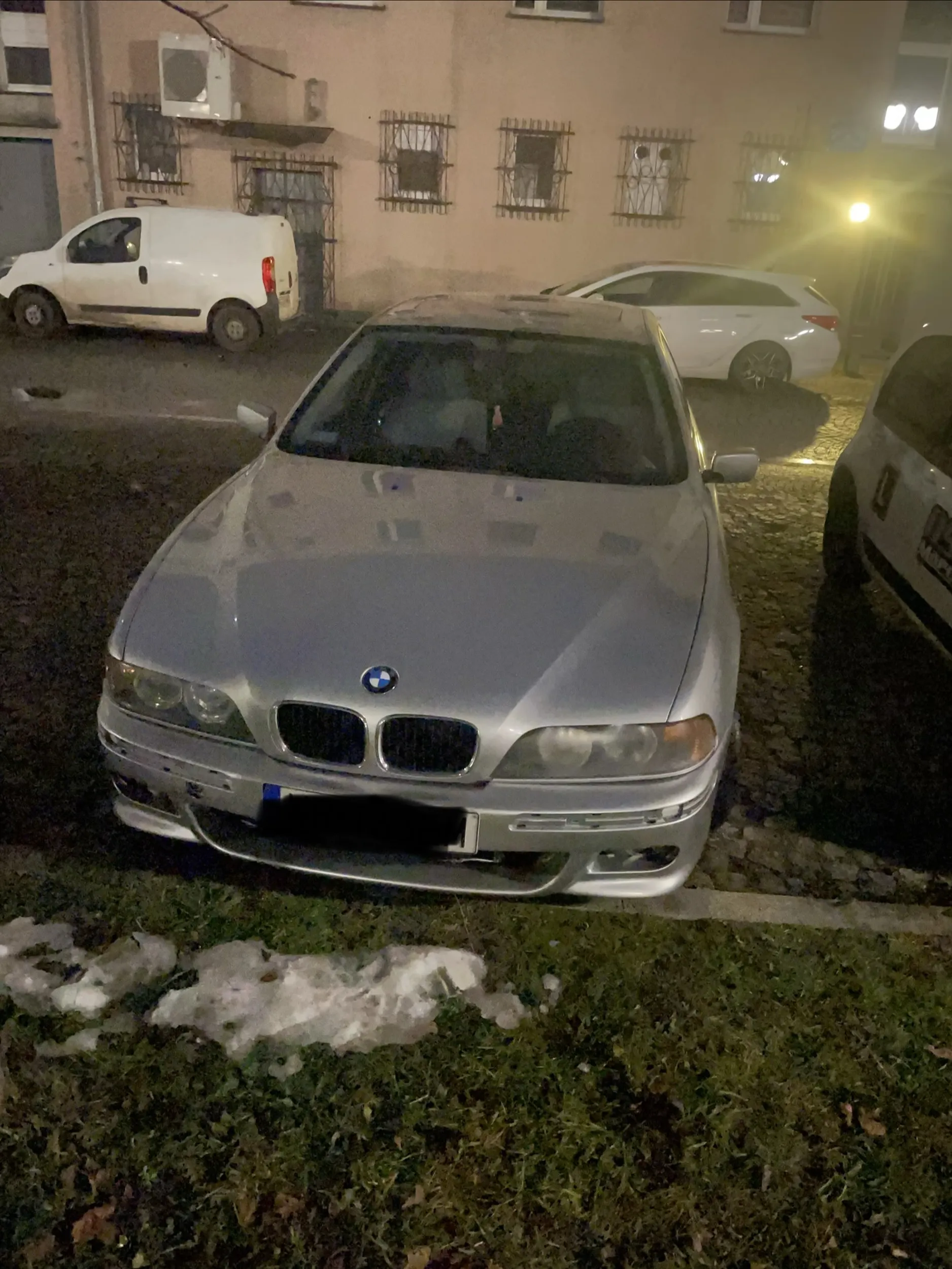 Nie strzelaj  wydechem bo kierowca Audi nie mogę ci dogonić ???? ile masz pod maskom koni że tak zapirdalasz przez miasto ponad 100 na godzinę