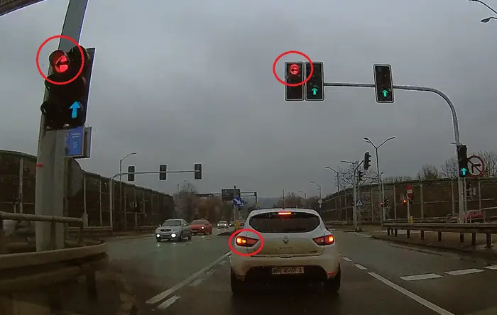 Jazda na czerownym. Wykroczenie przesłane do KWP Katowice.