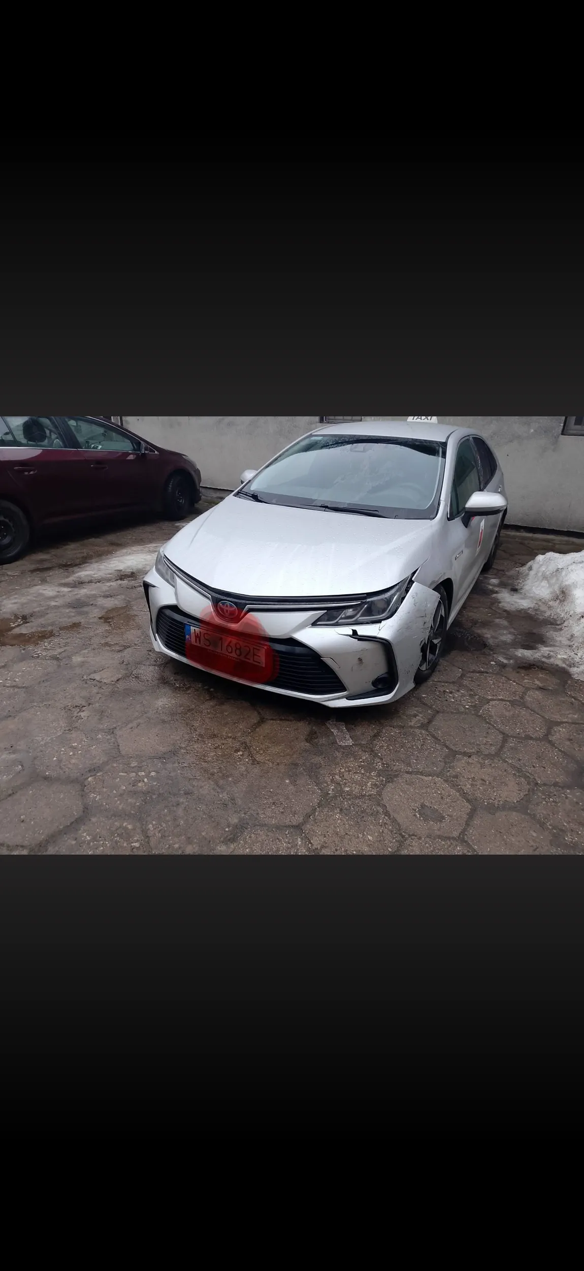 Samochód robi na taxi i miał szkodę