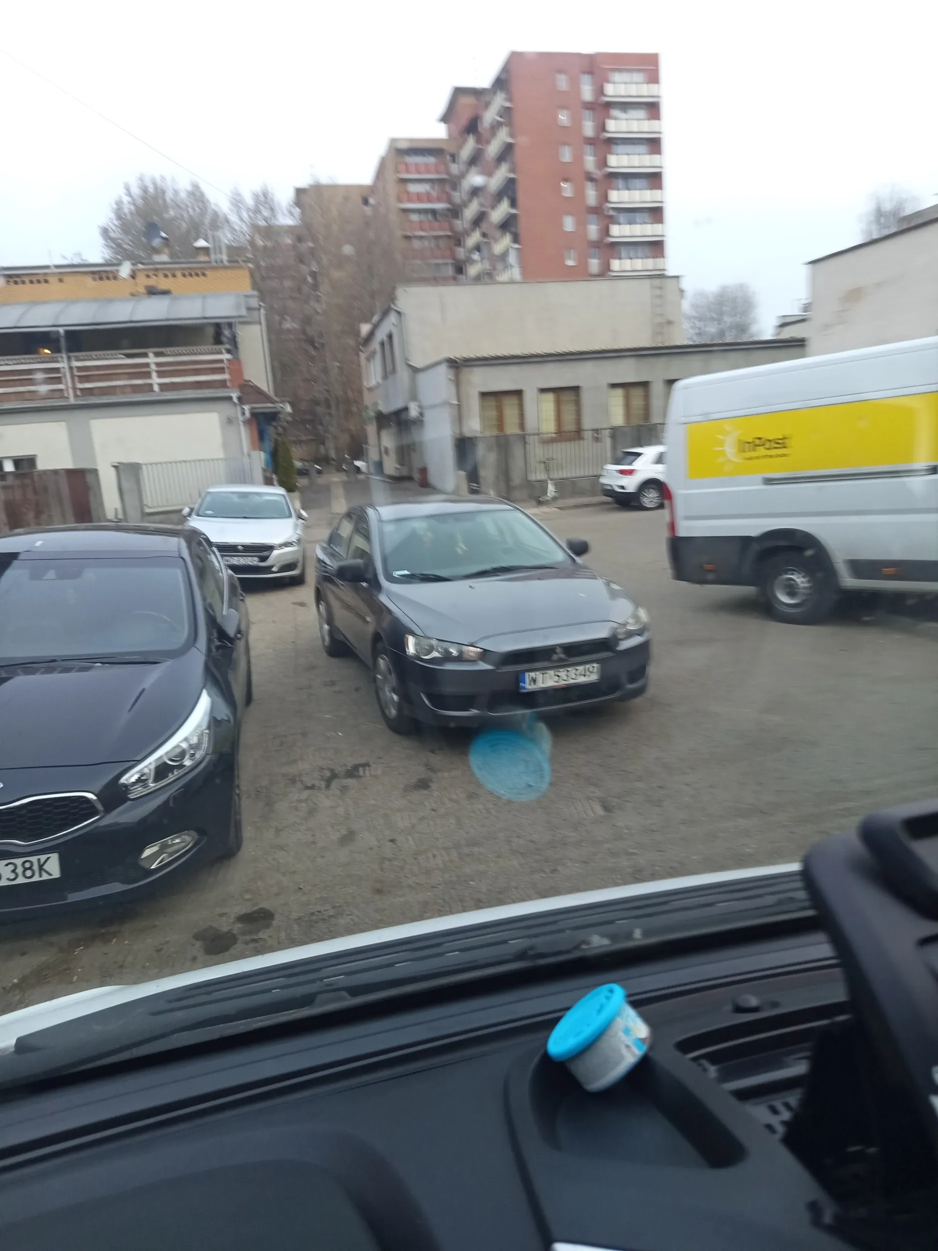 Uwaga na Pana ? zastawia wyjazdy kozaczy wyzywa ale jak się wyjdzie do pana to mięknie jak gąbka.