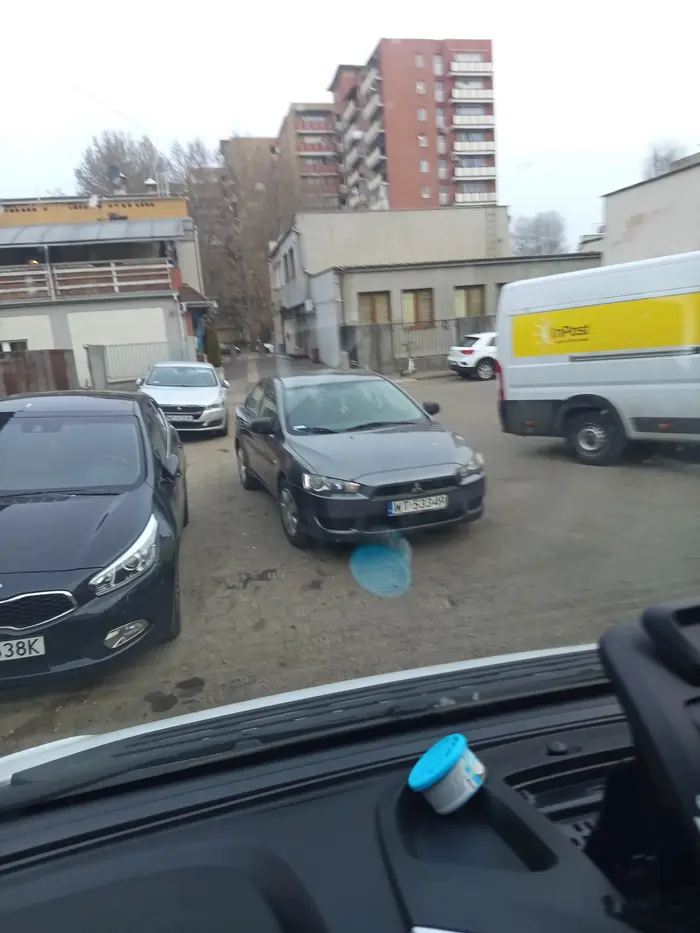 Uwaga na Pana ? zastawia wyjazdy kozaczy wyzywa ale jak się wyjdzie do pana to mięknie jak gąbka.