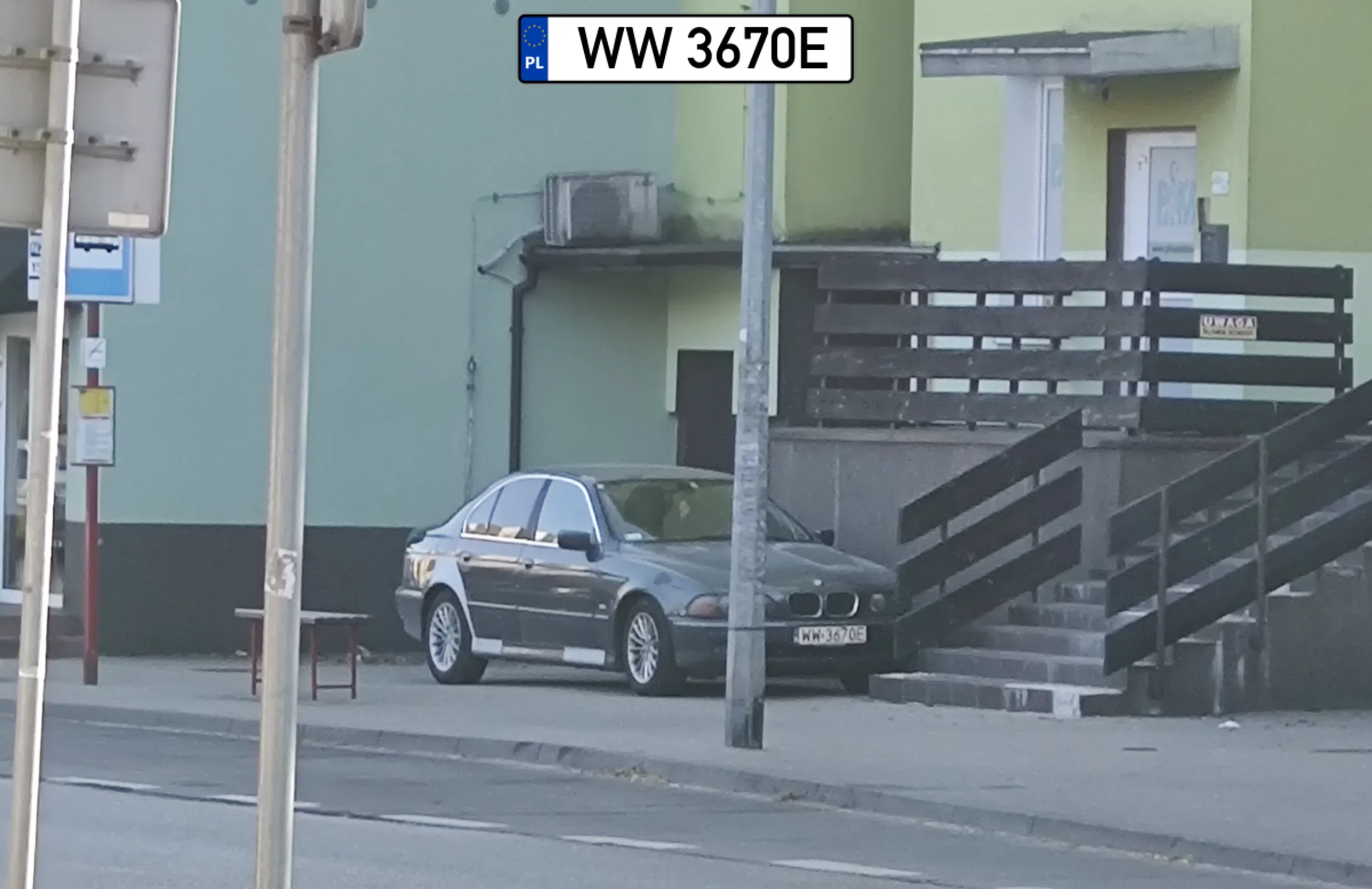 On tam stał jak budowali te bloki chyba.