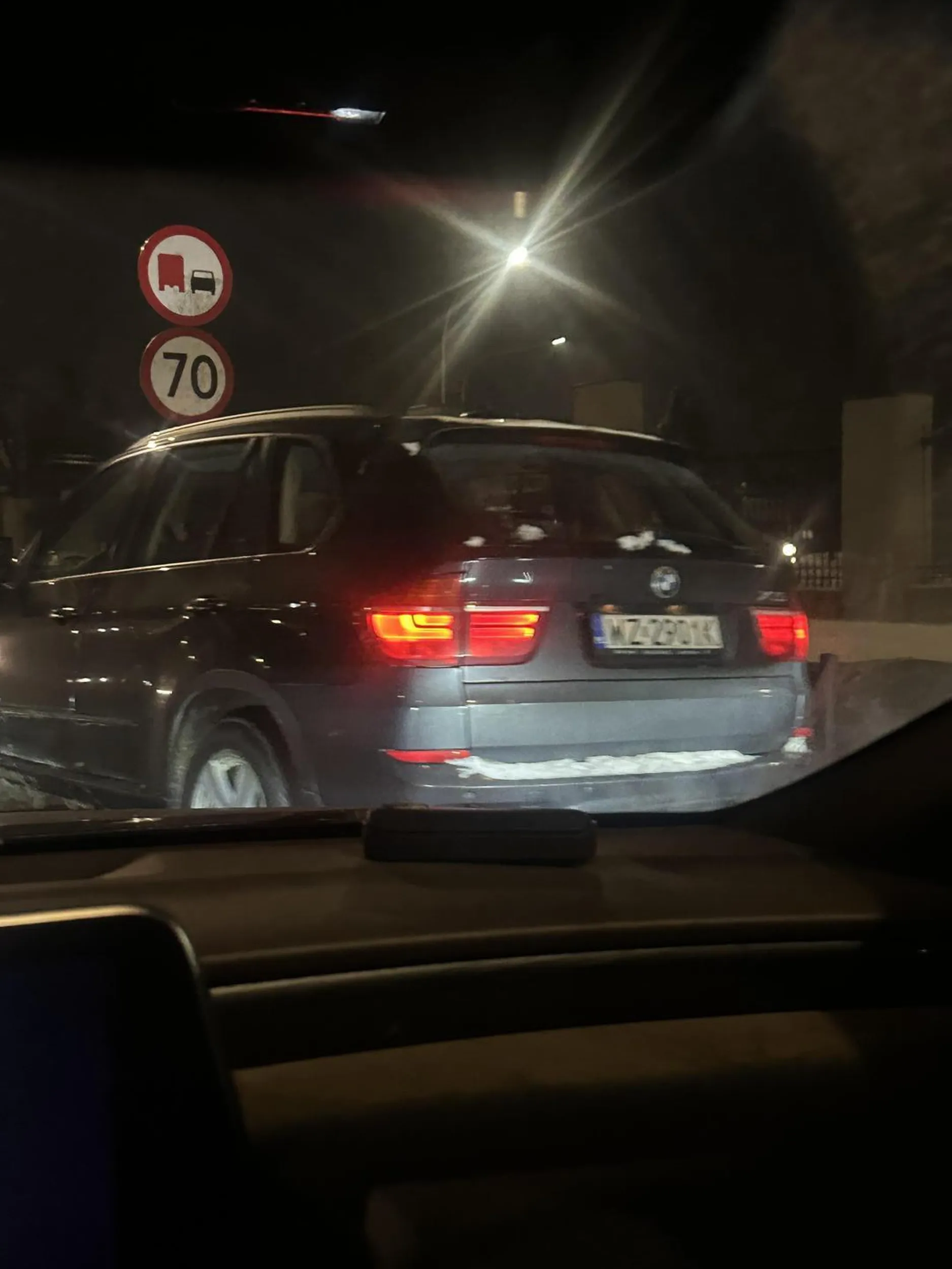 idiot inexperienced driver, be careful if u r behind her