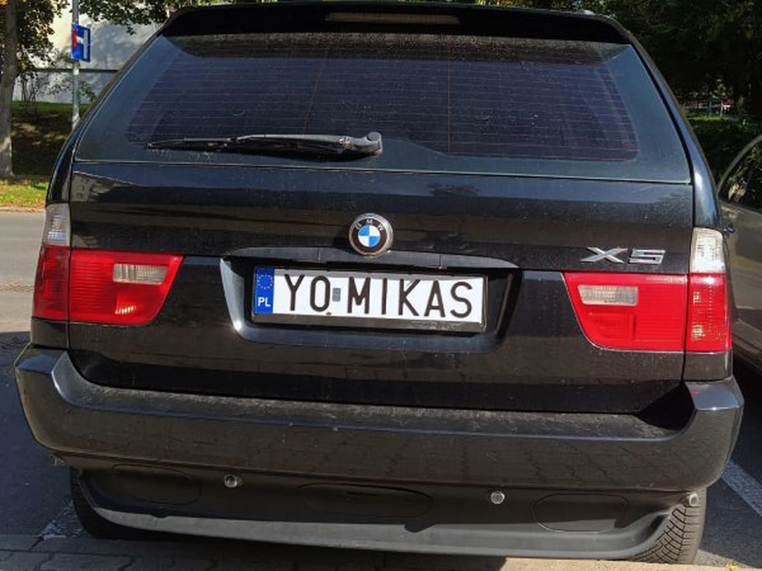 Fajny numer, blacha Y0 MIKAS