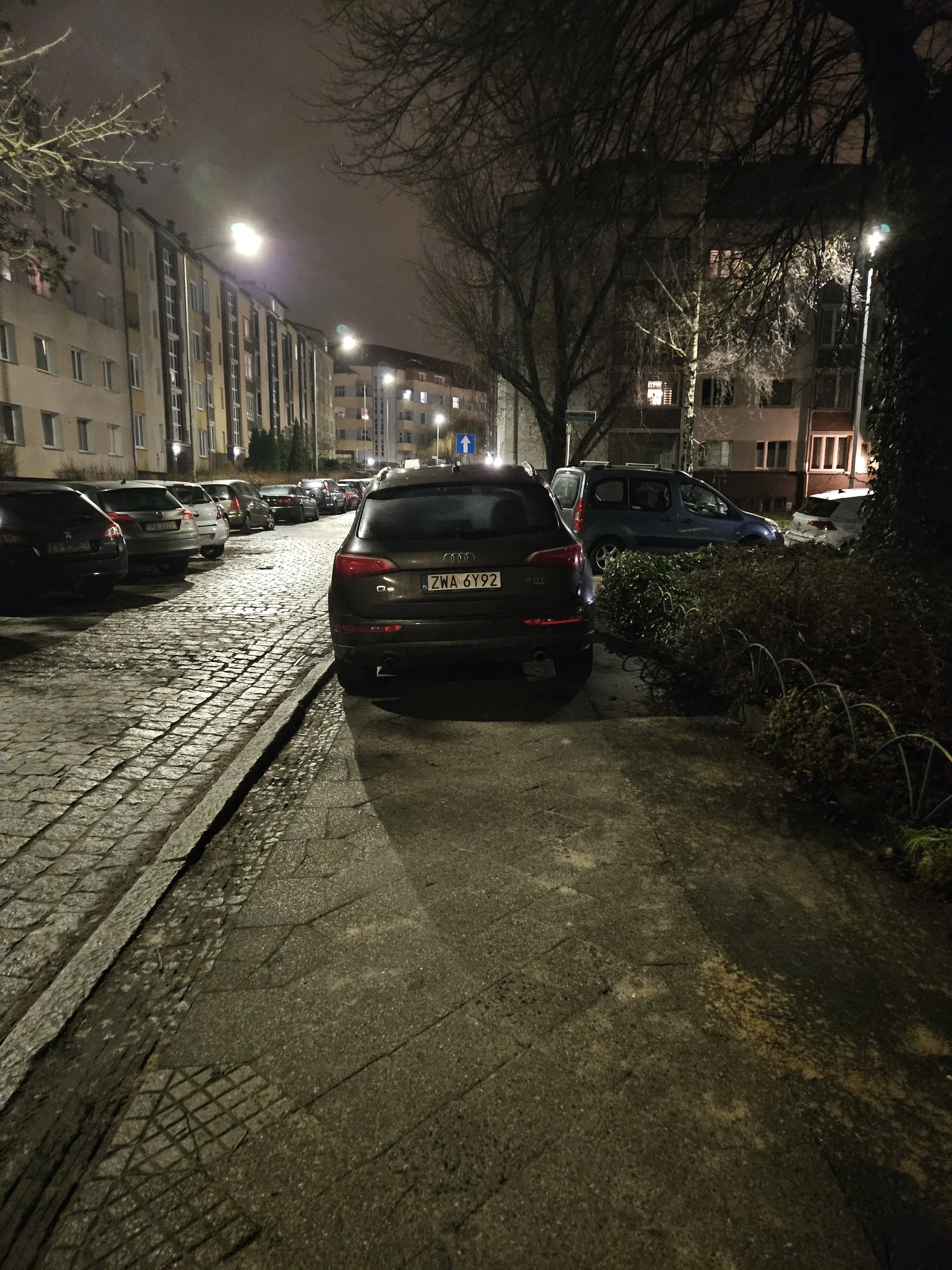 Co to komentować. Buractwo pełną gębą.